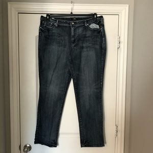 Women’s dark washed jeans